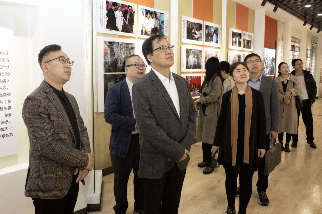http://www.czmc.com/__local/F/FB/6A/AC9B4E2F9FB74839A7E901B50A0_8CAD14D1_2C311.jpg